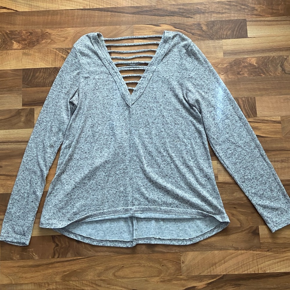 Women’s Daytrip V-neck Sweater